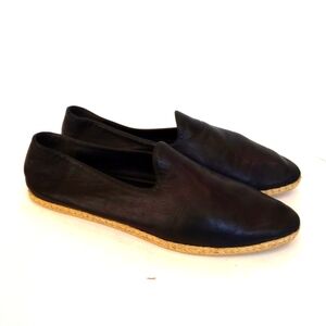 Vince Dillon slip on black flats Size 11